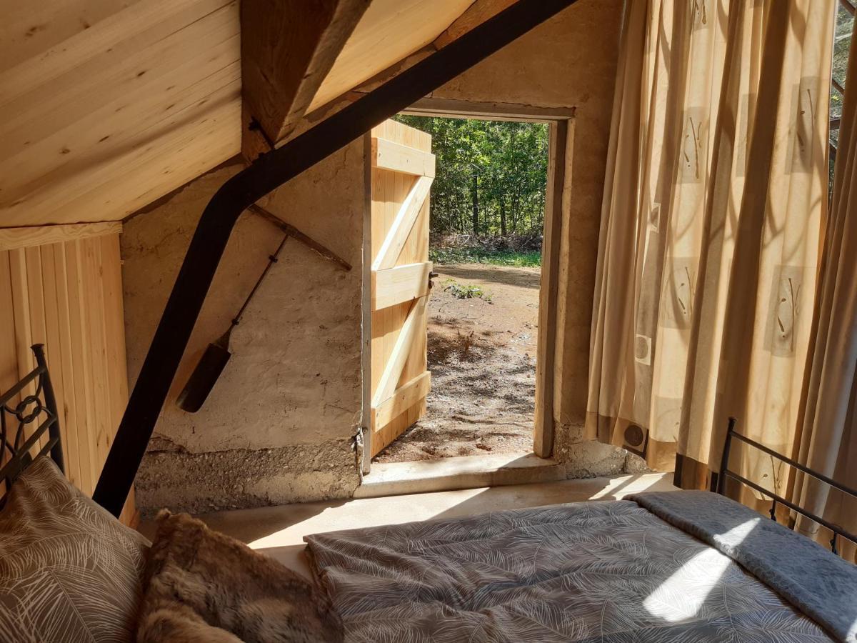 Natuurslaapkamer De Zaadeest Boskamer Lomm Esterno foto