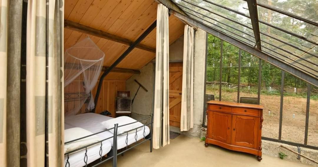 Natuurslaapkamer De Zaadeest Boskamer Lomm Esterno foto